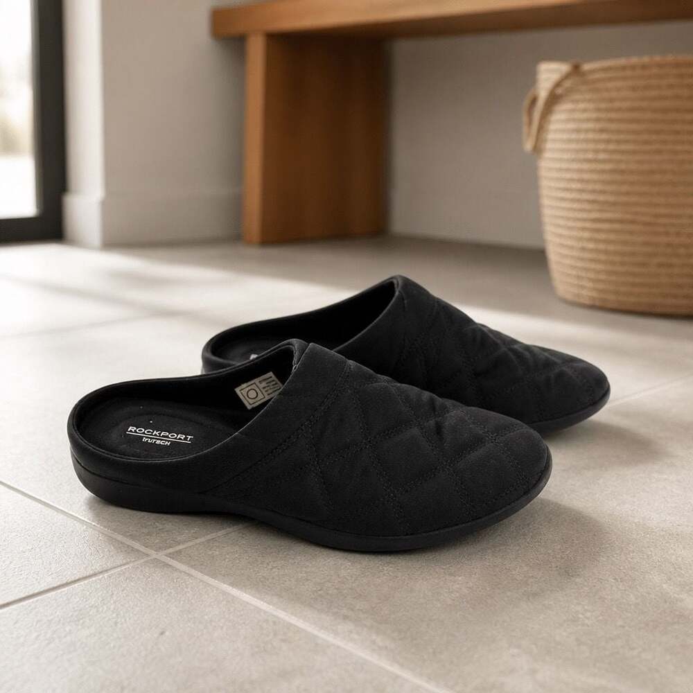 Rockport truTECH Quilted Clog Slippers